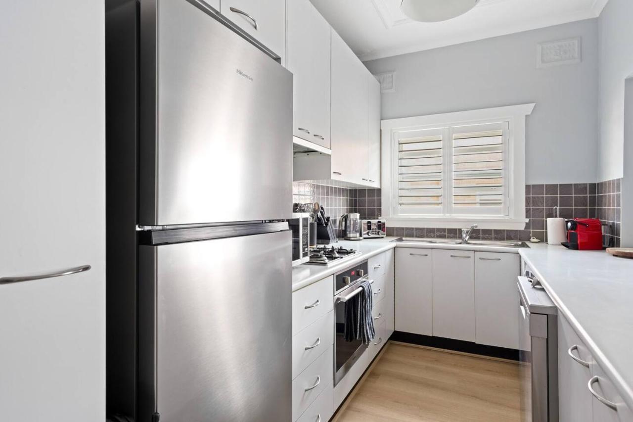 'slate Serenade' A Cosy Bondi Beachside Getaway Apartment Sydney